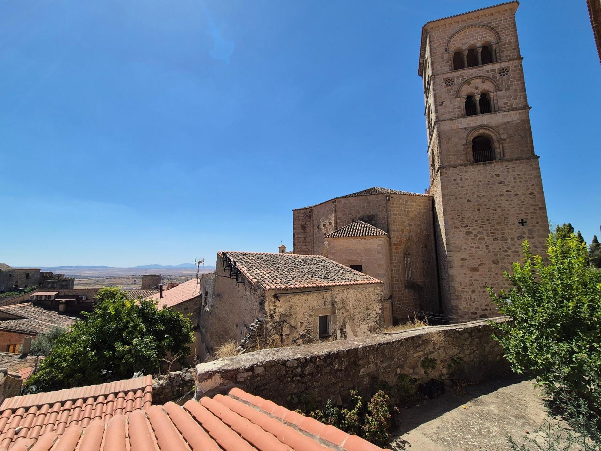 Grupo Garcia De Paredes Apartamentos Turisticos Trujillo Exteriör bild