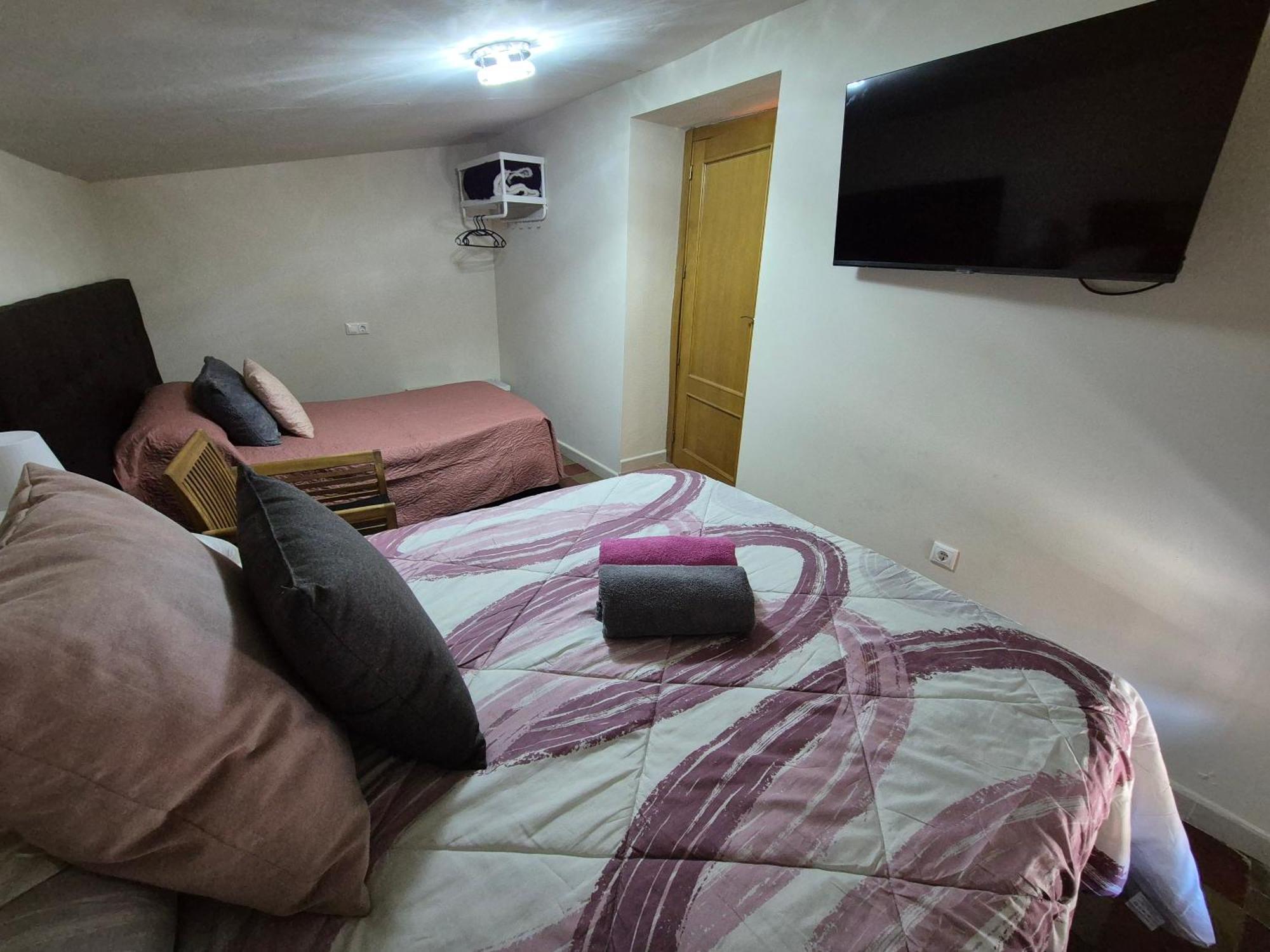 Grupo Garcia De Paredes Apartamentos Turisticos Trujillo Exteriör bild